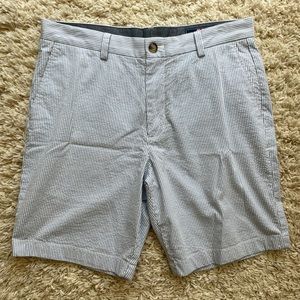 Vineyard vines bayside blue seersucker shorts